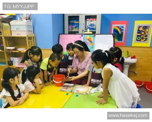 李丽的篮球之路：从梦想起航到职业生涯的精彩瞬间